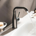 GROHE ESSENCE S-LEVER BASIN MIXER M-SIZE, BRUSHED HARD GRAPHITE - Image 3
