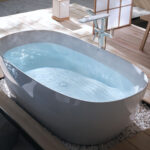 INAX S600 FREESTANDING BATHTUB BTIX5700-032BW03F0 - Image 3