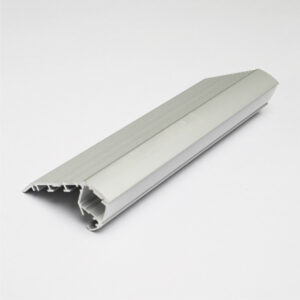 Penta Linea ALUMINIUM PROFILE + PLASTIC COVER 65.38X26MM ANODIZING SILVER 3M/PC