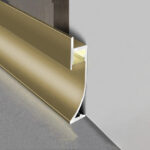 Penta Linea ALUMINIUM PROFILE + PLASTIC COVER 71.3X13.4MM ANODIZING SANDBLAST GOLD 3M/PC - Image 3
