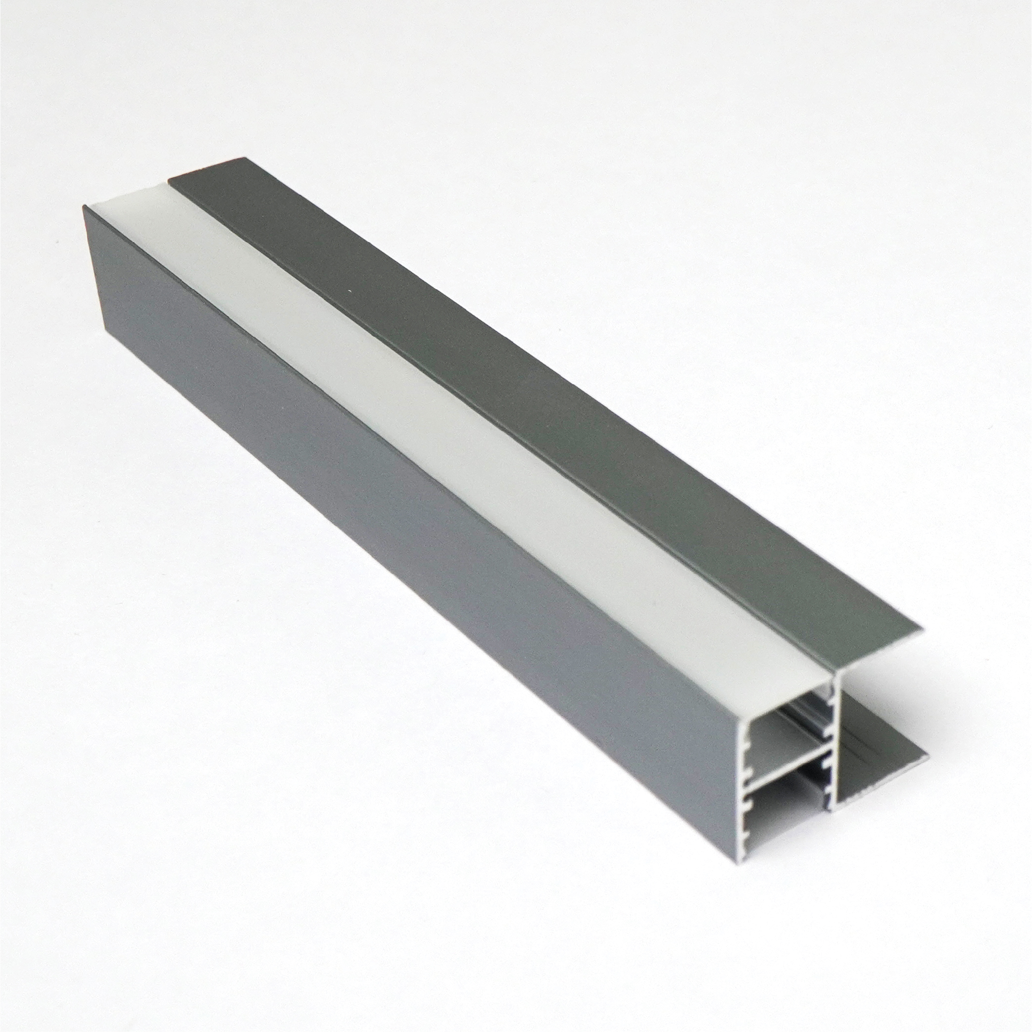 Pentalinea-YG-2720-AMSG-01.jpg Penta Linea ALUMINIUM PROFILE + PLASTIC COVER 26.55X20.3MM MATT STEEL GREY 3M/PC - Image 1