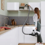 BOSCH SERIES 2 BAGLESS VACUUM CLEANER WHITE. SKU: BGS05AAA1 - Image 2